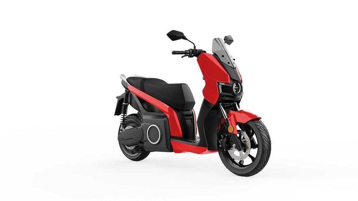 Silence S01 L3e (2021 - 25)