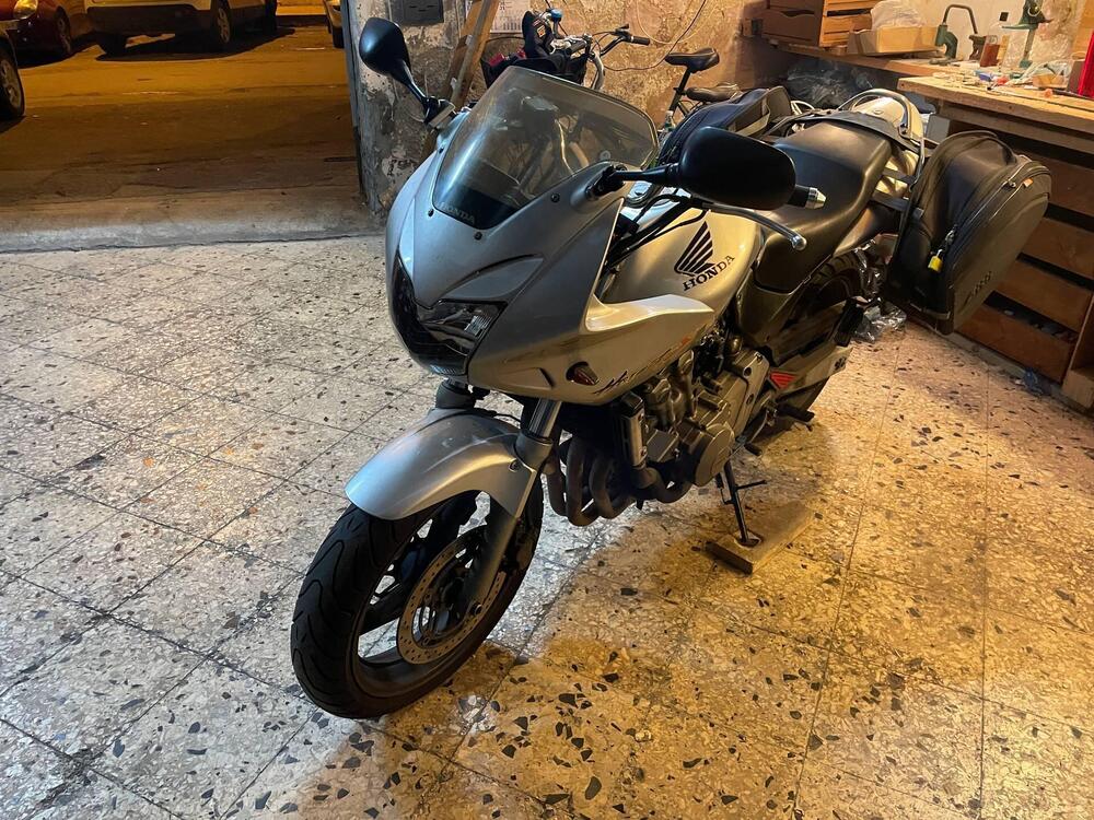 Honda Hornet 600 S (1999 - 01) (3)