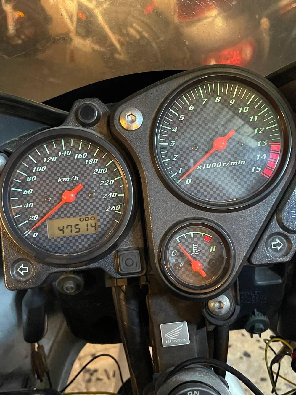 Honda Hornet 600 S (1999 - 01) (5)