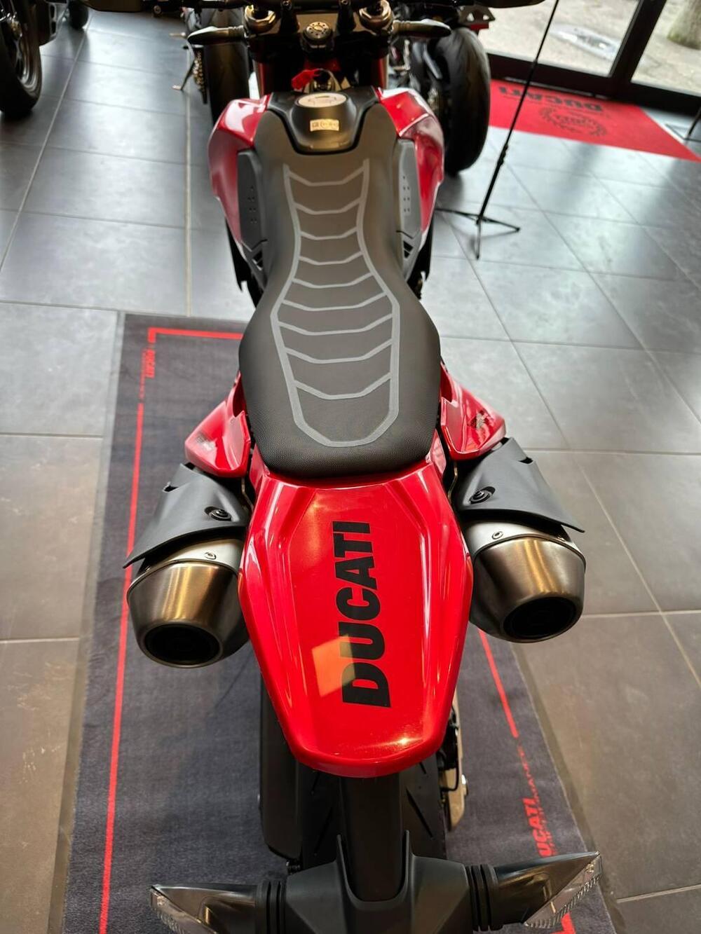 Ducati Hypermotard 698 Mono (2024 - 25) (11)