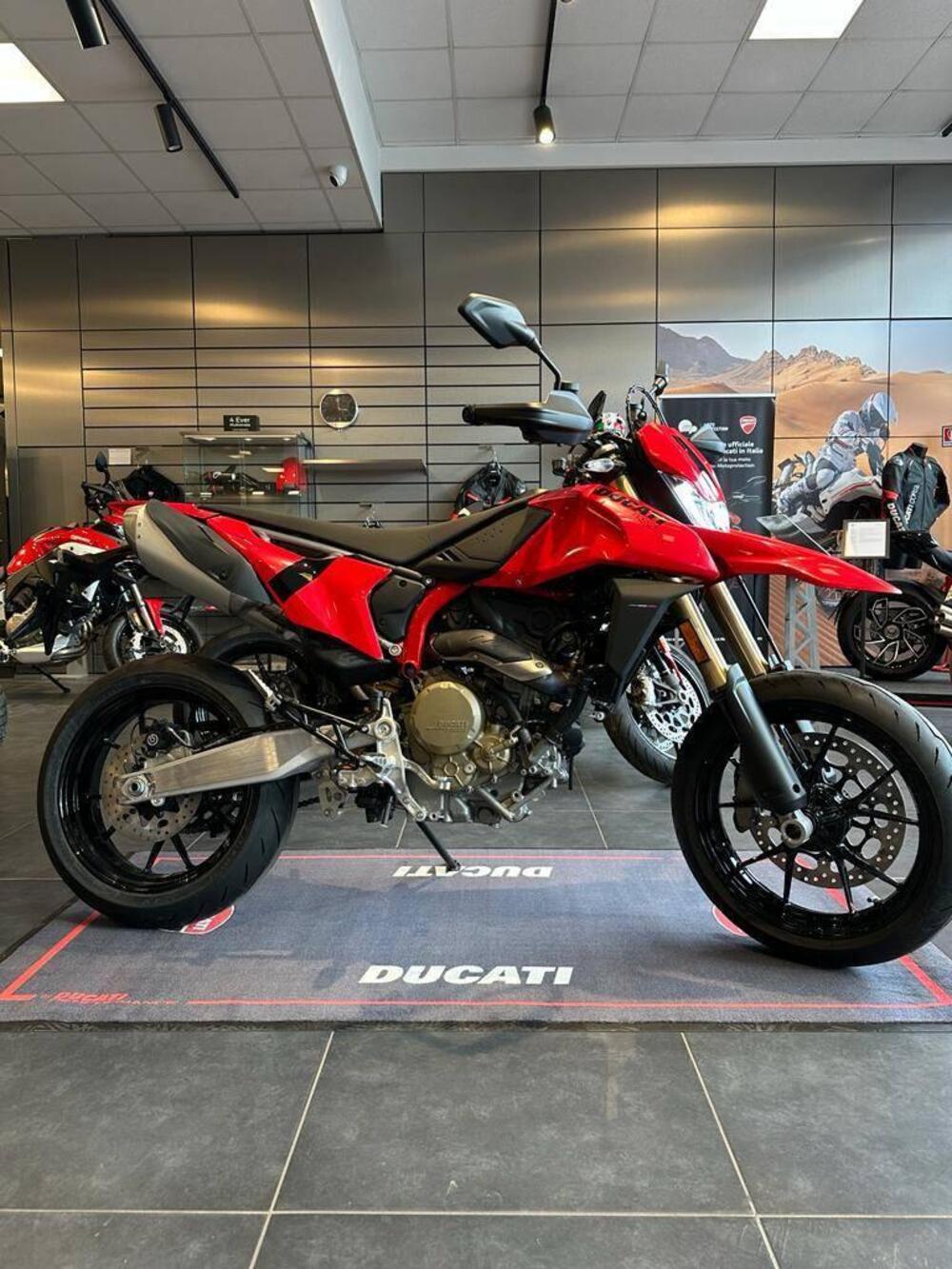 Ducati Hypermotard 698 Mono (2024 - 25) (3)