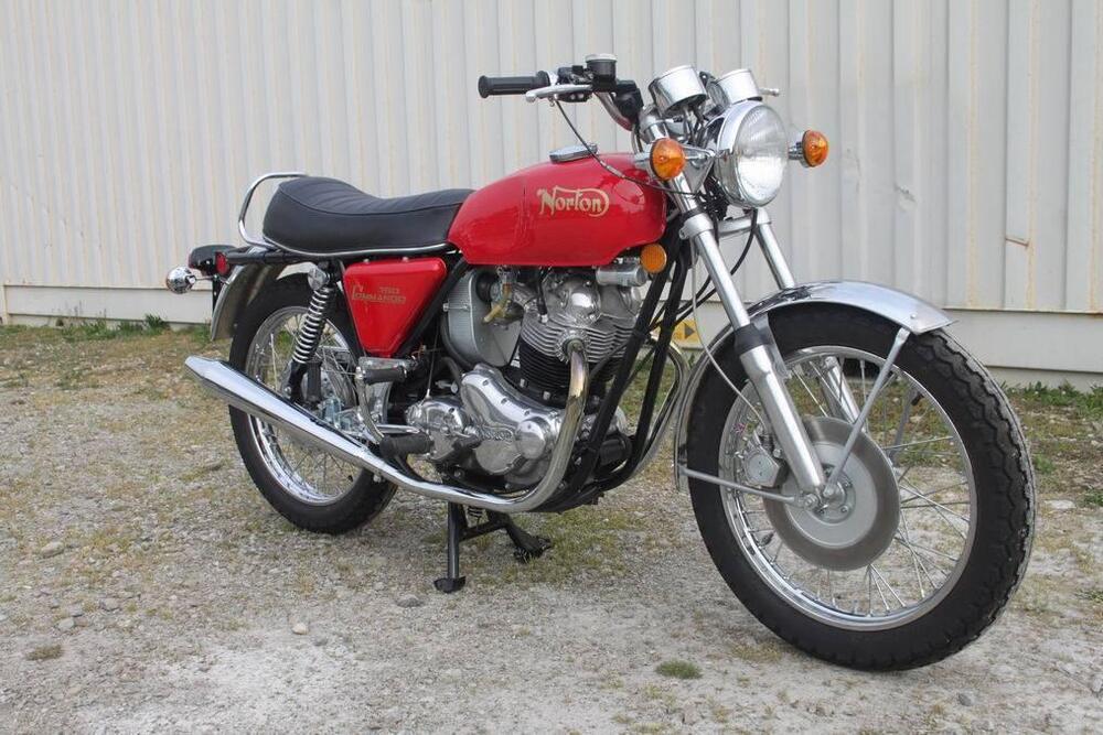 Norton Commando Roadster (2)