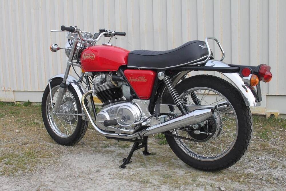Norton Commando Roadster (3)
