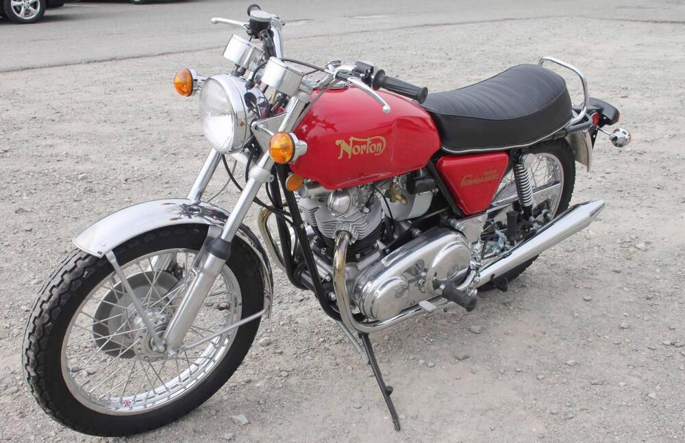 Norton Commando Roadster (7)