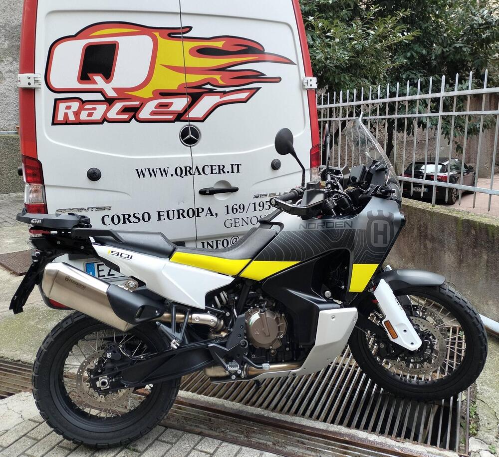 Husqvarna Norden 901 (2022 - 25)