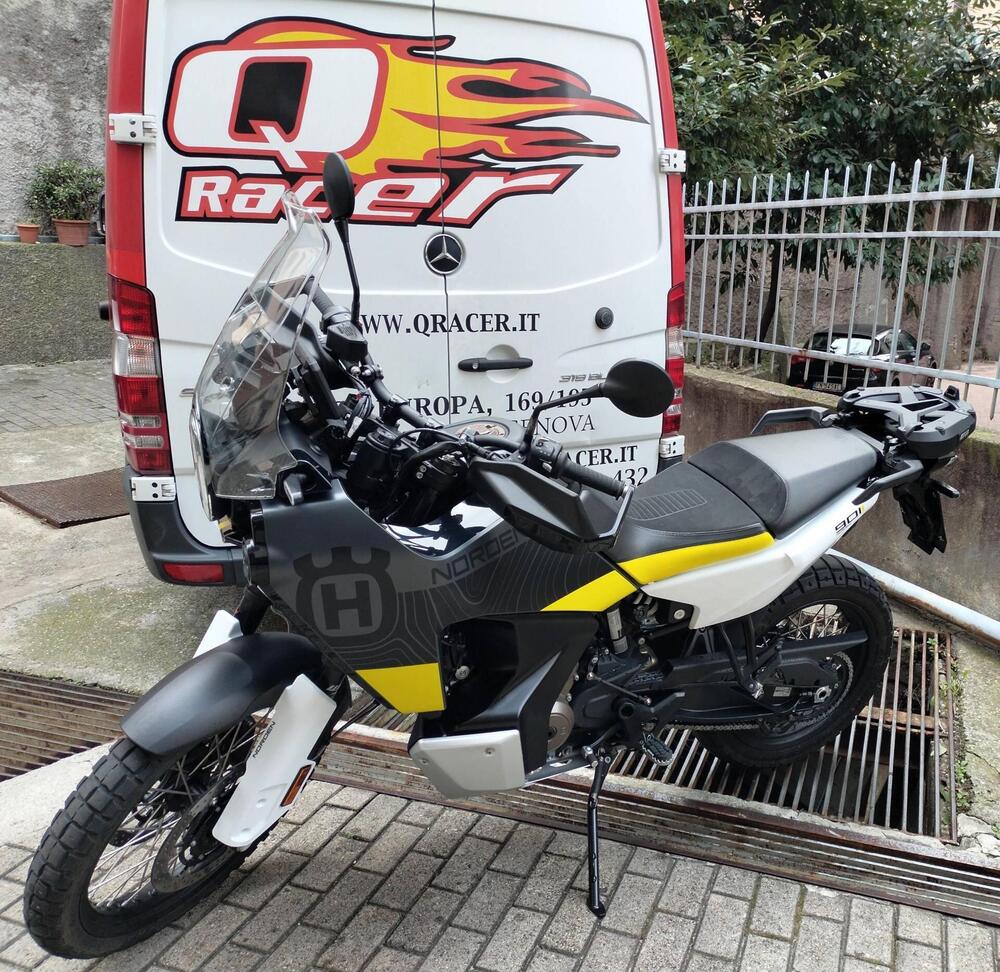 Husqvarna Norden 901 (2022 - 25) (2)