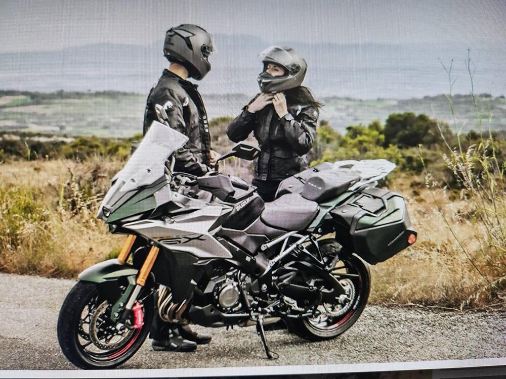 Suzuki GSX-S1000GX Touring (2024 - 26) (4)