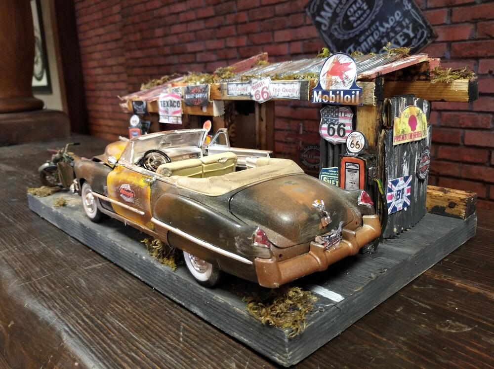 Diorama Cadillac e Military American Wheels 