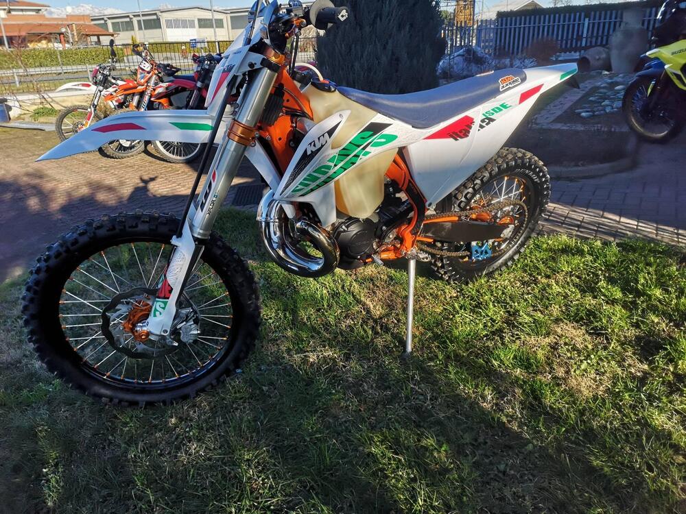 KTM 300 EXC E TPI (2020) (2)