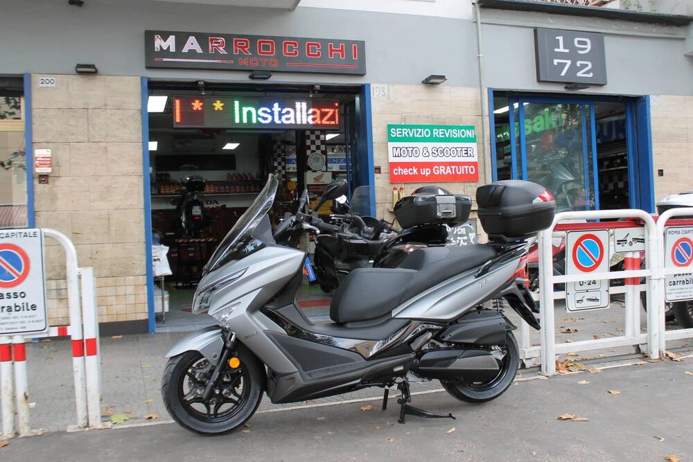 Kymco X-Town 300i (2021 - 24) (4)