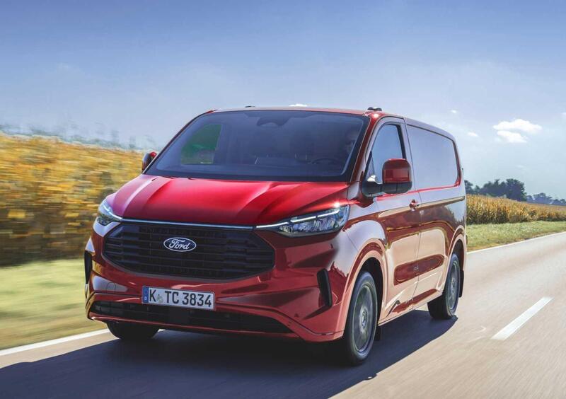 Ford Transit Custom Furgone (2)