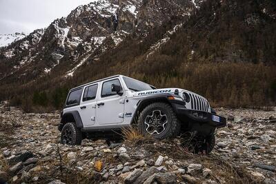 Jeep Wrangler Rubicon 4xe: &egrave; ancora un fuoristrada &ldquo;duro e puro&rdquo;? [VIDEO]