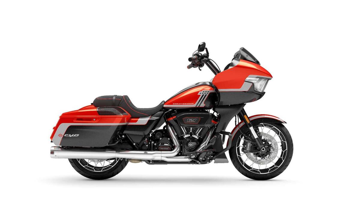 Harley-Davidson CVO Road Glide (2024)