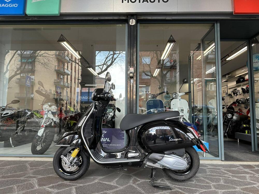 Vespa GTS 300 Supertech Hpe (2021 - 22)
