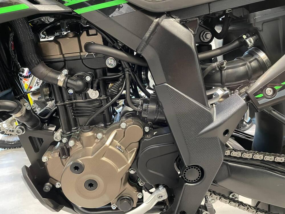 Kl KXE 125 Motard (2022 - 24) (4)