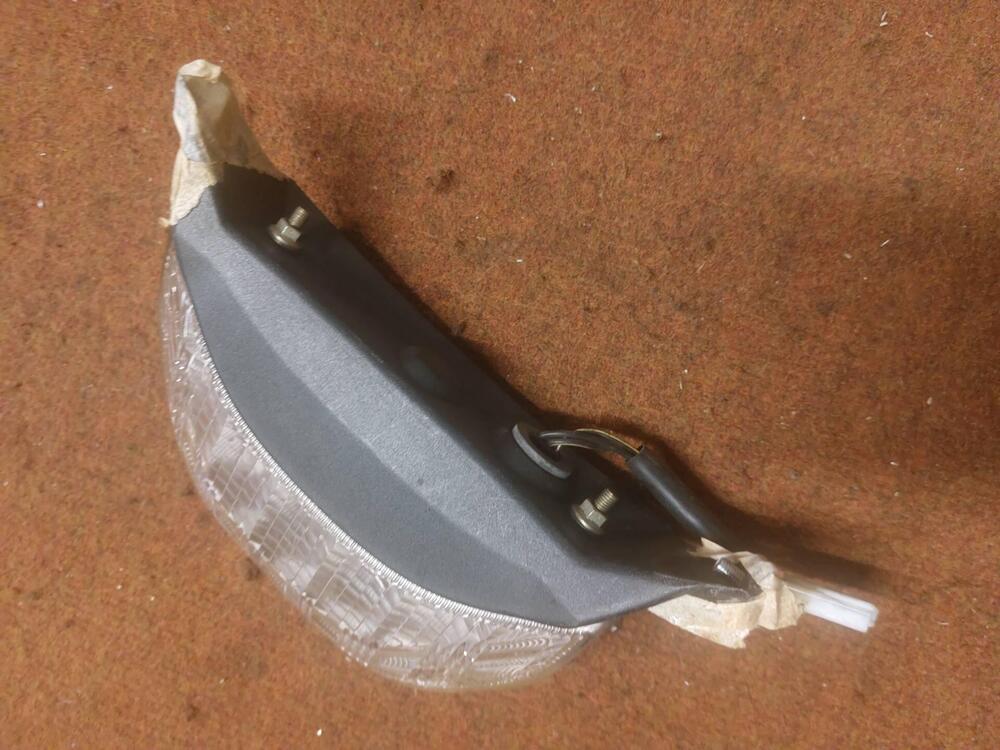 FARO POSTERIORE Honda (2)