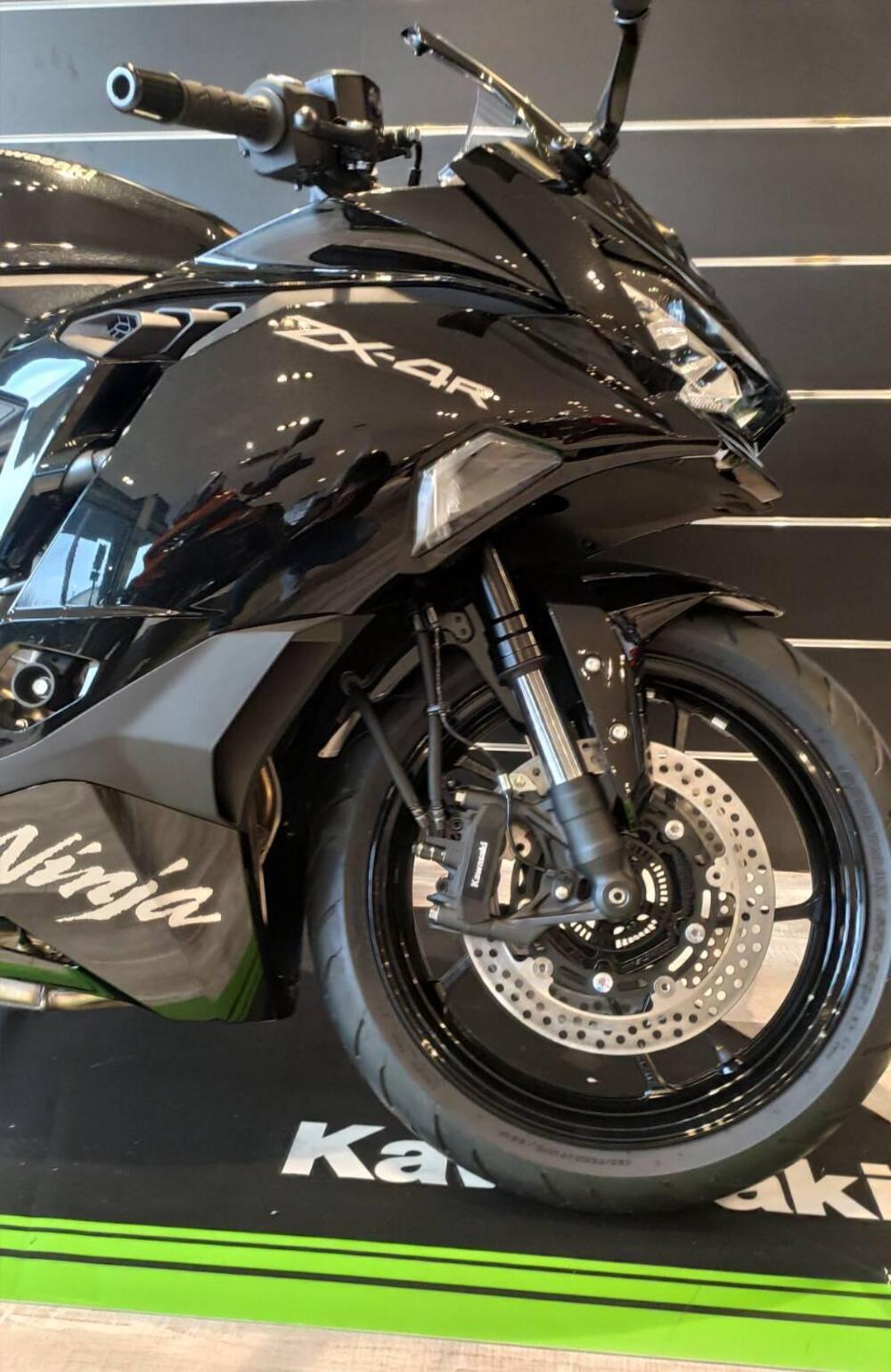 Kawasaki Ninja ZX-4R (2024 - 26) (7)
