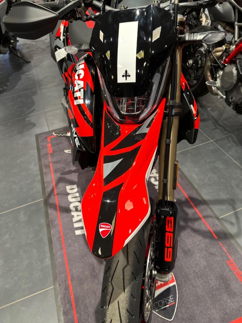 Ducati Hypermotard 698 Mono RVE (2024 - 25) (2)