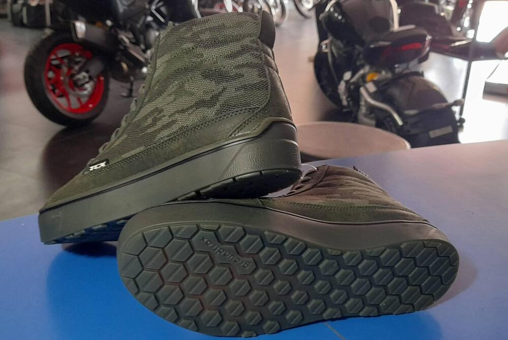 STREET 3 AIR - CAMO/GREEN Tcx focus on boots (2)