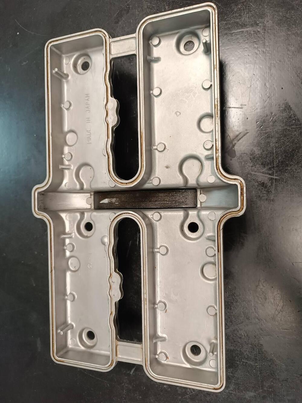 Coperchio punterie GPz600R Kawasaki (2)