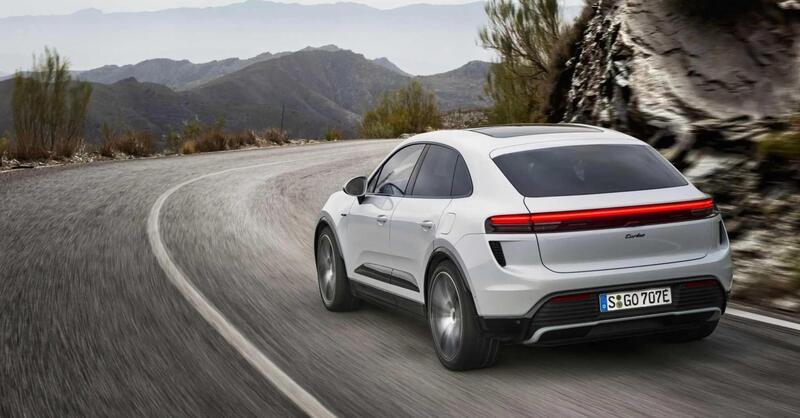 Porsche: ok la Macan elettrica, ma il bando dei motori termici nella UE deve essere spostato