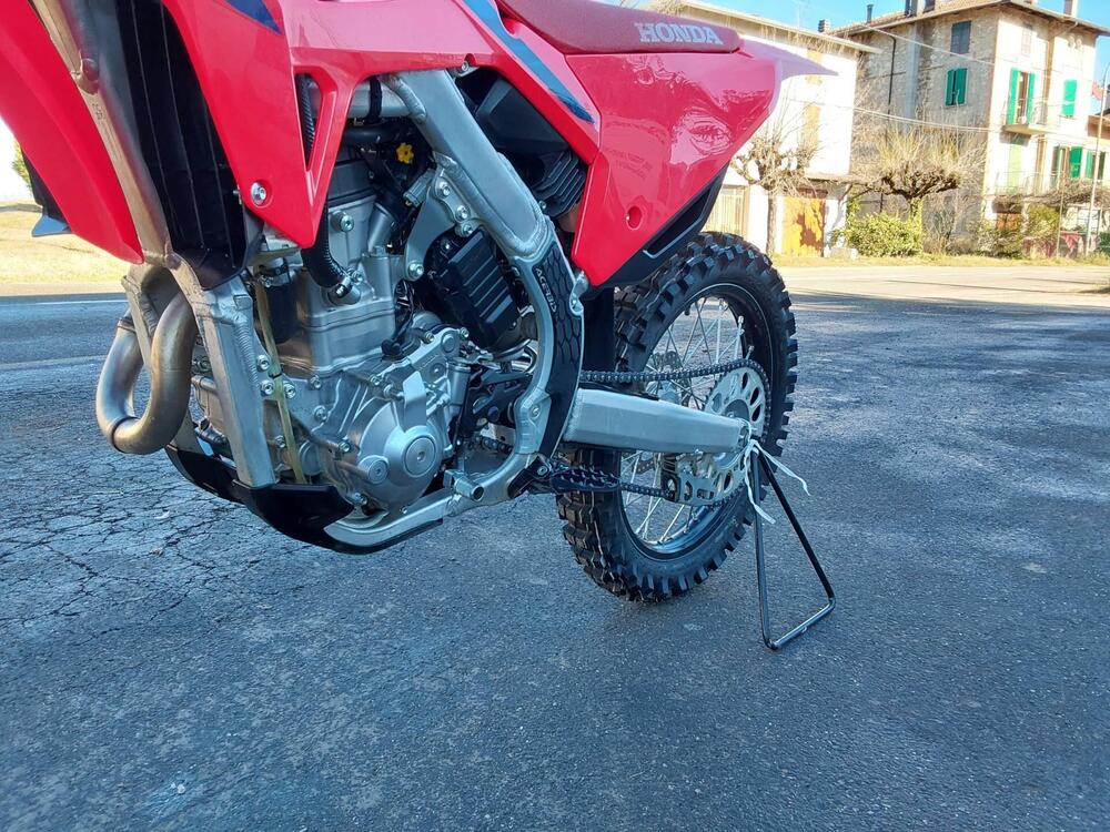 Honda CRF 250 R (2023) (2)