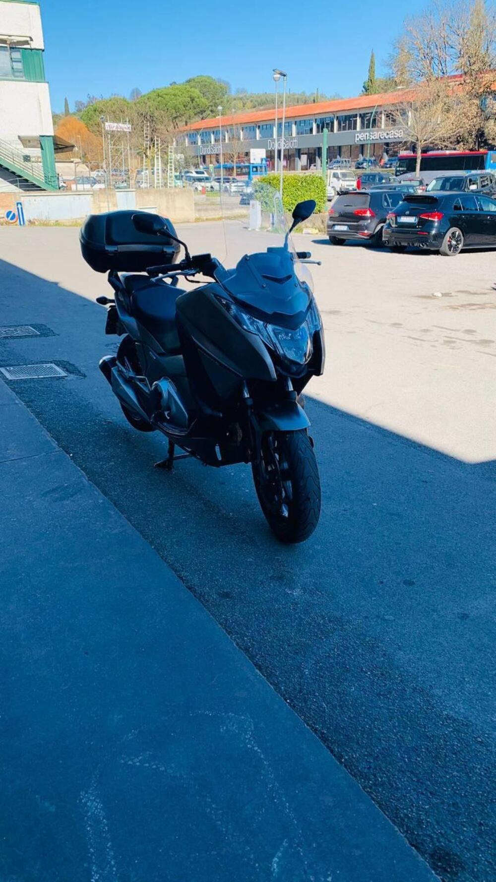 Honda Integra 750 DCT Sport (2017) (4)