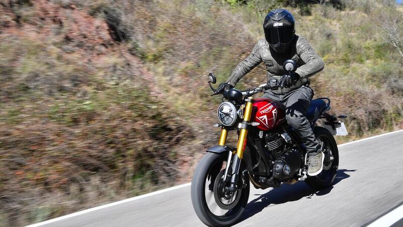 Triumph Speed 400 TEST: stile, prestazioni e divertimento a meno di 6.000 euro [VIDEO &amp; GALLERY]