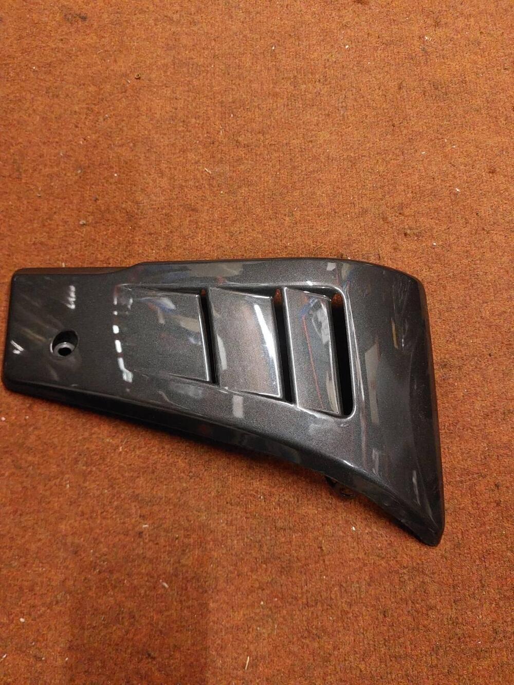 FIANCHETTO PUNTALE SX DUCATI DIAVEL (2)