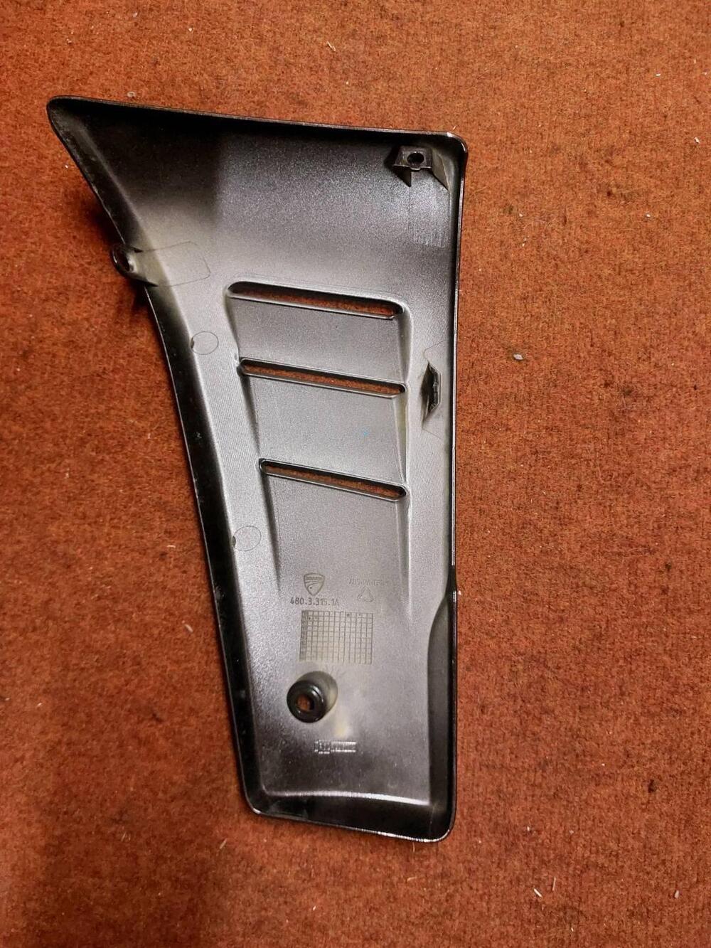 FIANCHETTO PUNTALE SX DUCATI DIAVEL (3)