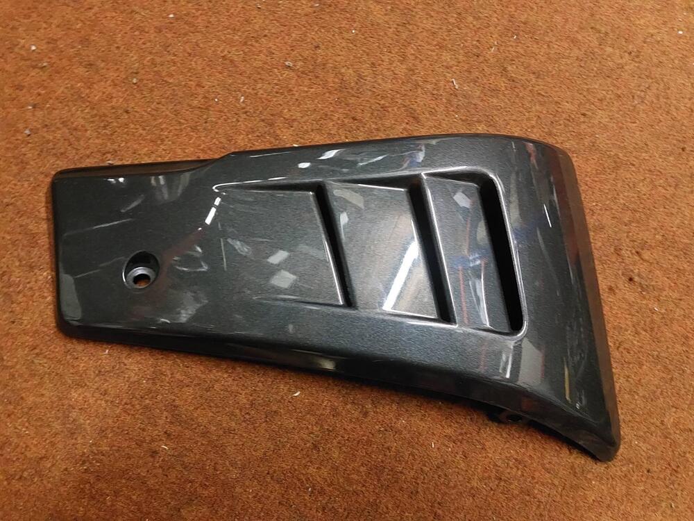 FIANCHETTO PUNTALE SX DUCATI DIAVEL (4)