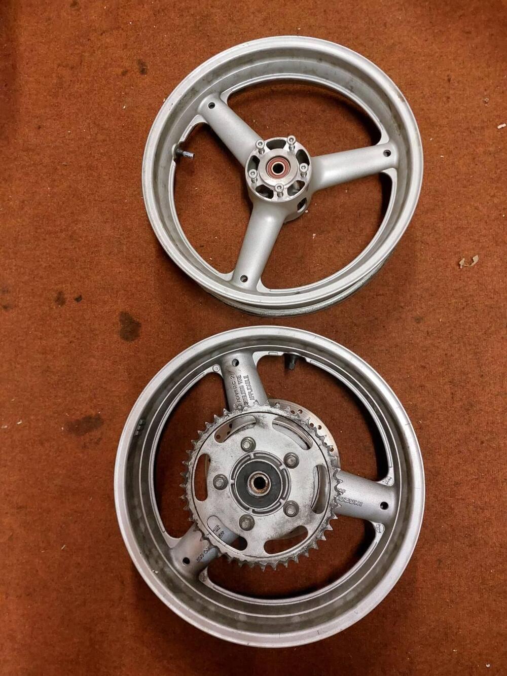 CERCHI SUZUKI SV 650