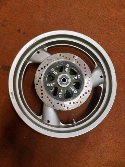 CERCHIO MONSTER 900 POSTERIORE Ducati