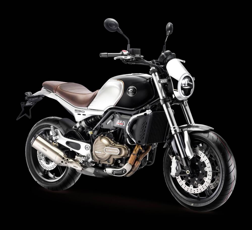 QJ Motor SRV 550 (2024) (5)