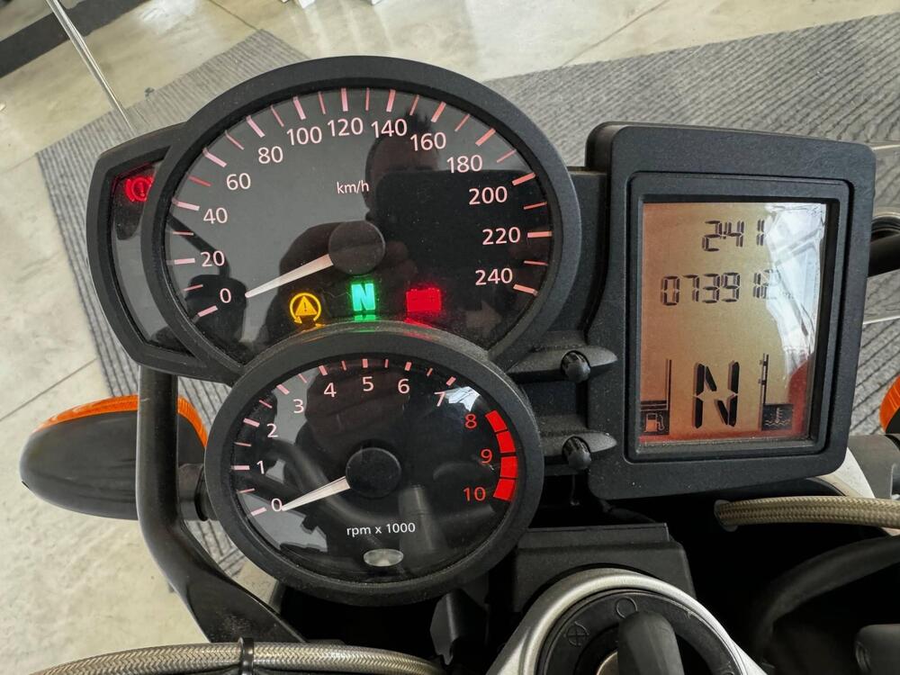 Bmw R 1200 R (2006 - 11) (5)