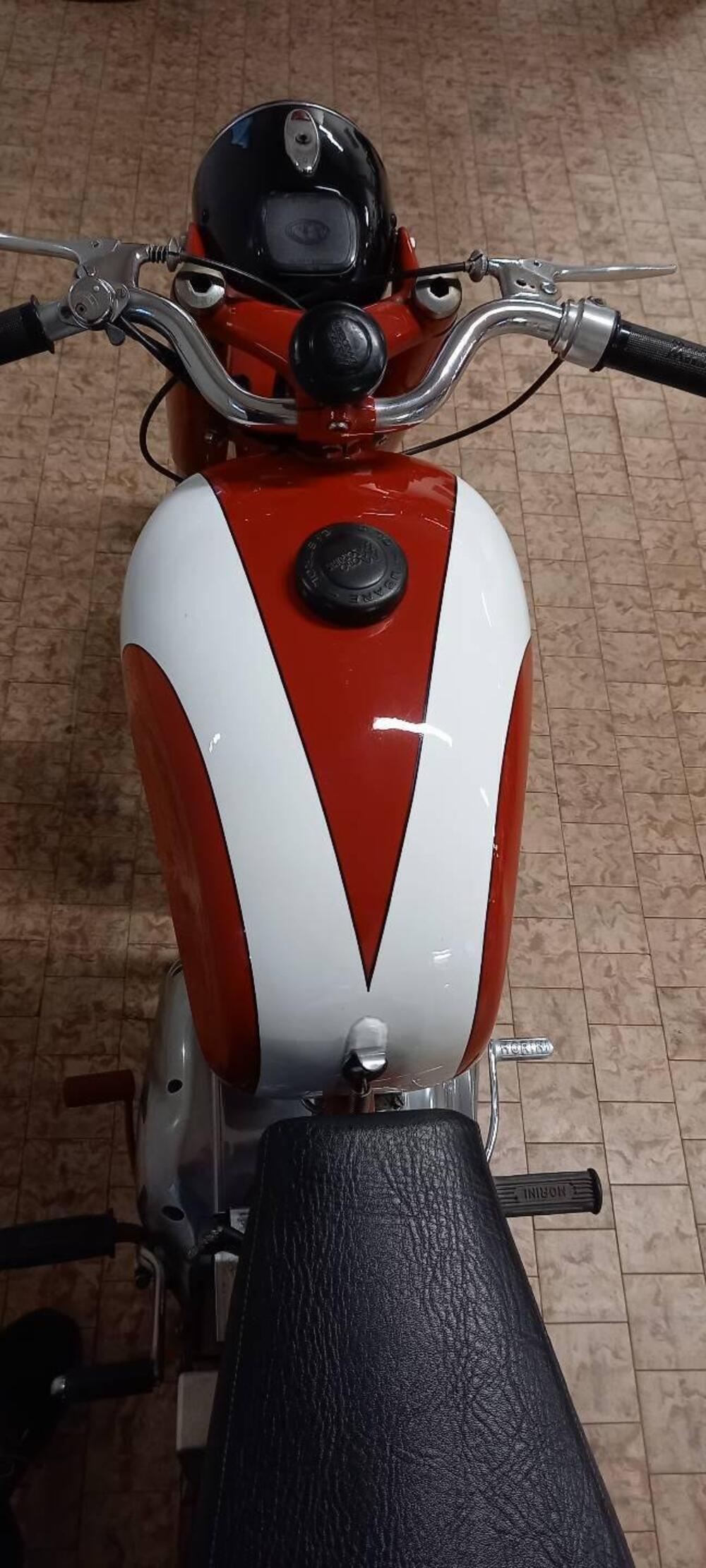 Moto Morini 175  TURISMO