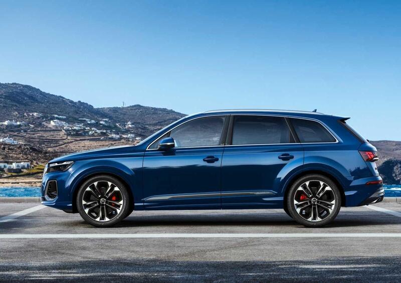 Audi Q7 (2015-->>) (6)