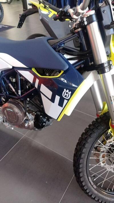 Husqvarna 701 Enduro (2023 - 25) nuova