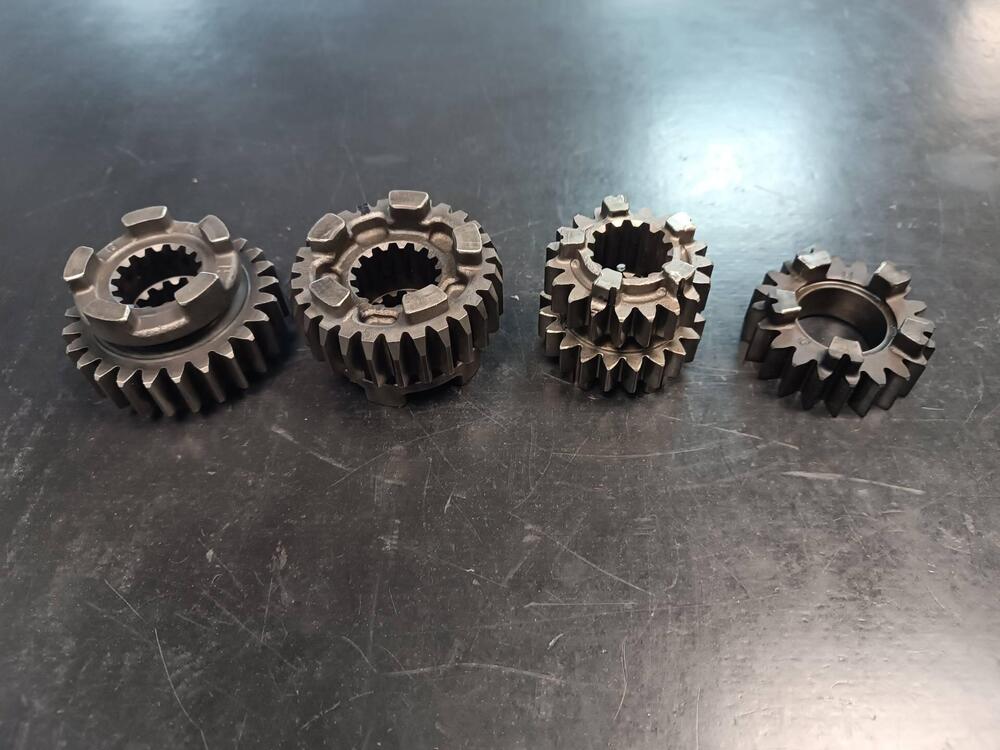 ingranaggi cambio CBR900RR Honda (5)