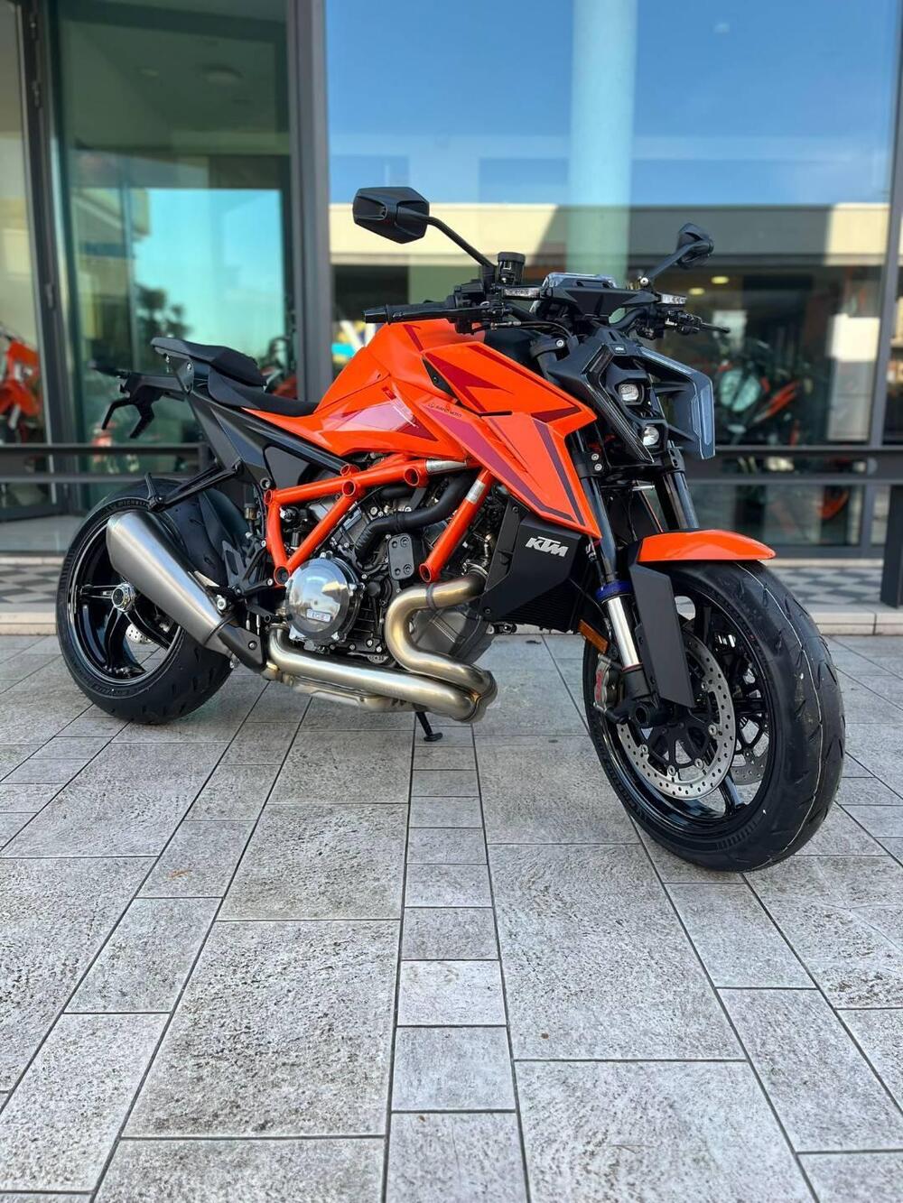 KTM 1390 Super Duke R (2024 - 26) (3)