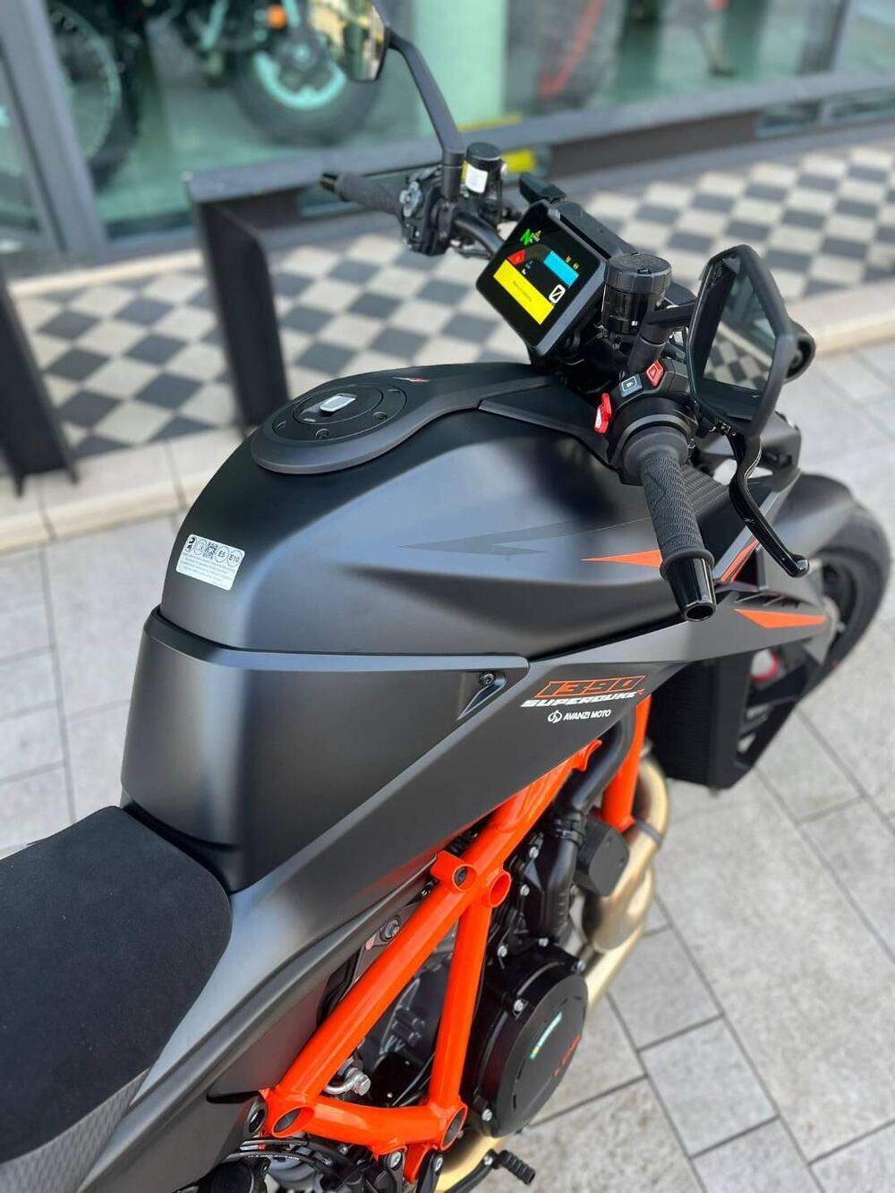 KTM 1390 Super Duke R EVO (2024 - 26) (3)