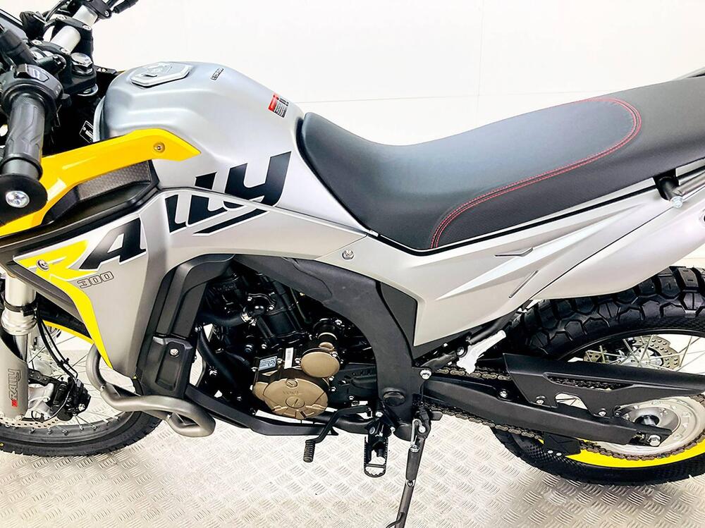 Voge Valico 300 Rally (2022 - 26) (15)