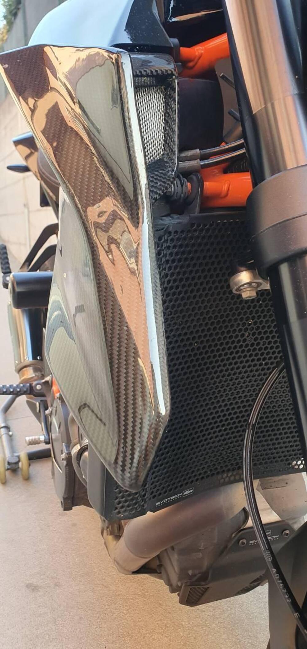 KTM 1290 Super Duke R ABS (2014 - 16) (9)