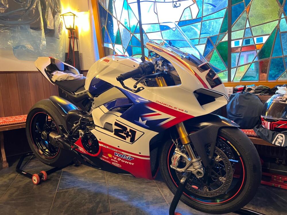 Ducati Panigale V4 S 1100 (2018 - 19) (4)