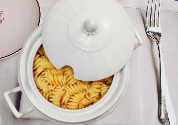 Siamo andati a mangiare la pasta in bianco a 26 euro al Portrait di Milano: ma vale davvero la pena spendere tanto? Noi l&rsquo;abbiamo provata e&hellip;