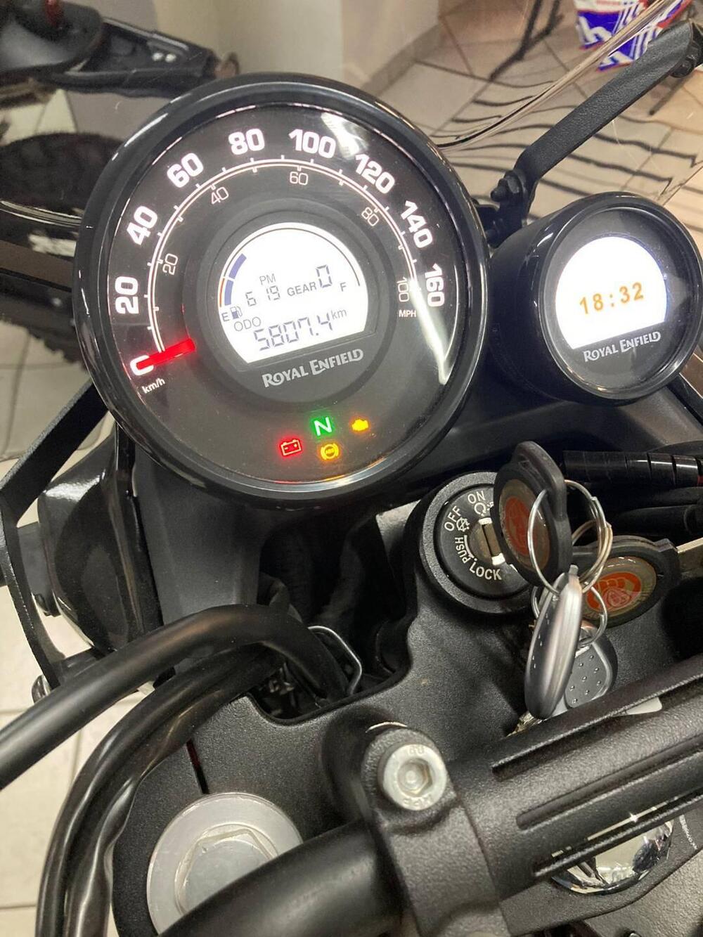 Royal Enfield Himalayan 411 (2021 - 24) (4)