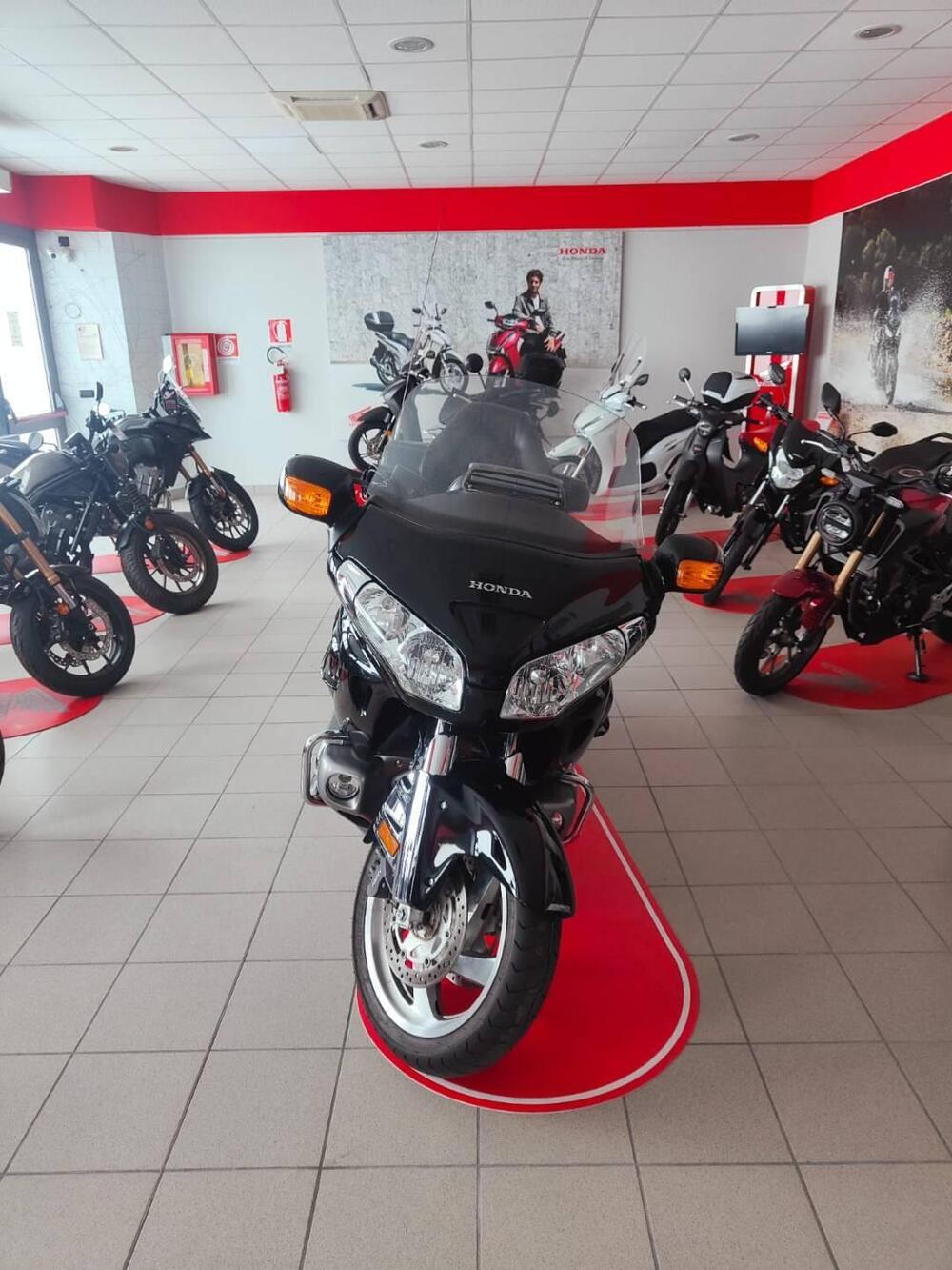 Honda GL 1800 Gold Wing (2007 - 11) (4)