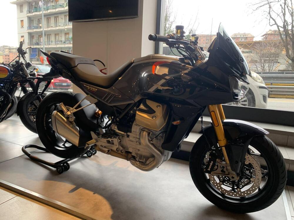 Moto Guzzi V100 Mandello S (2022 - 24) (4)
