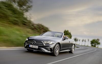 Mercedes CLE Cabriolet, pronta per l&rsquo;estate en plein air 