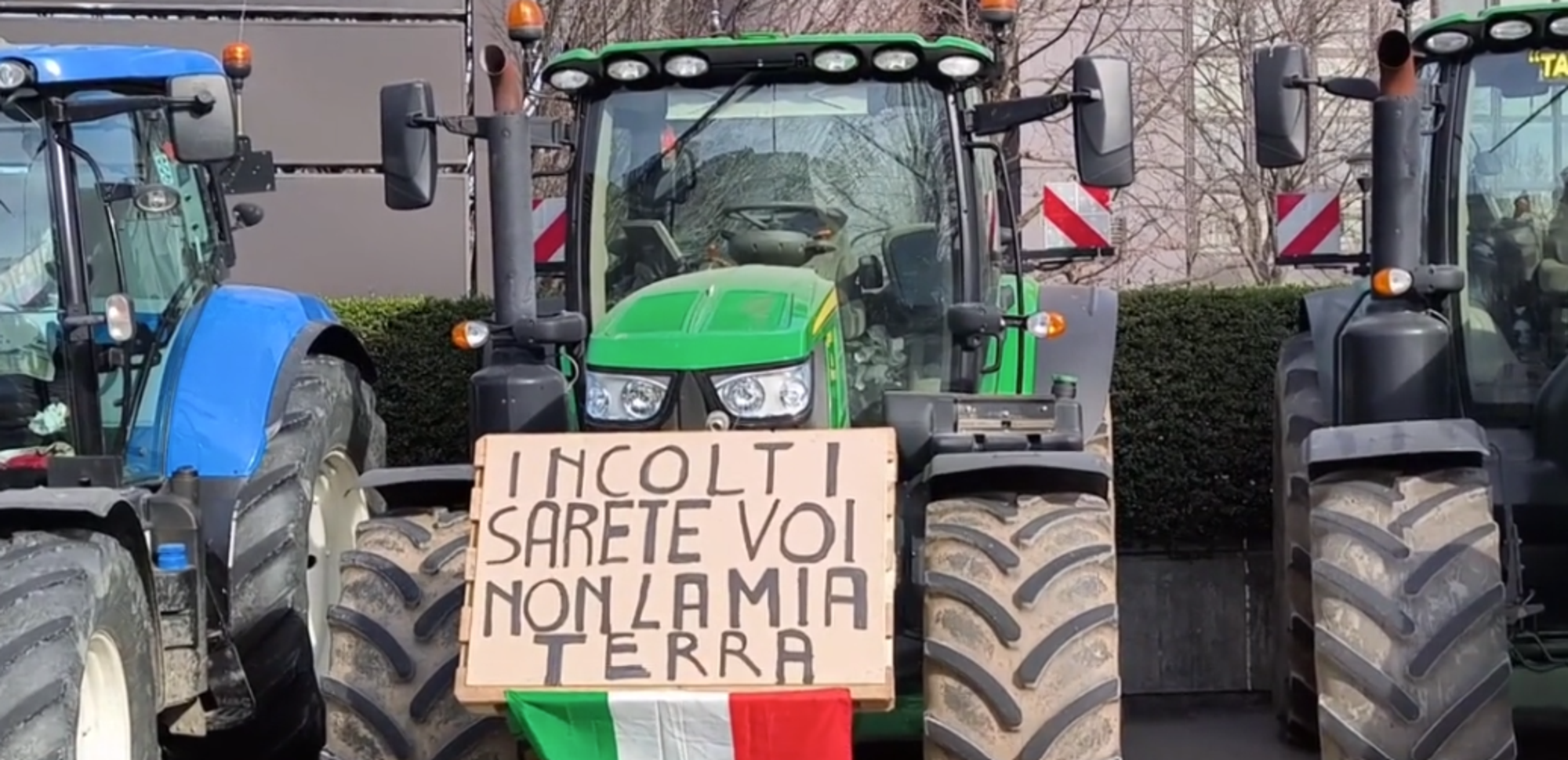 Proteste agricoltori trattori Italia